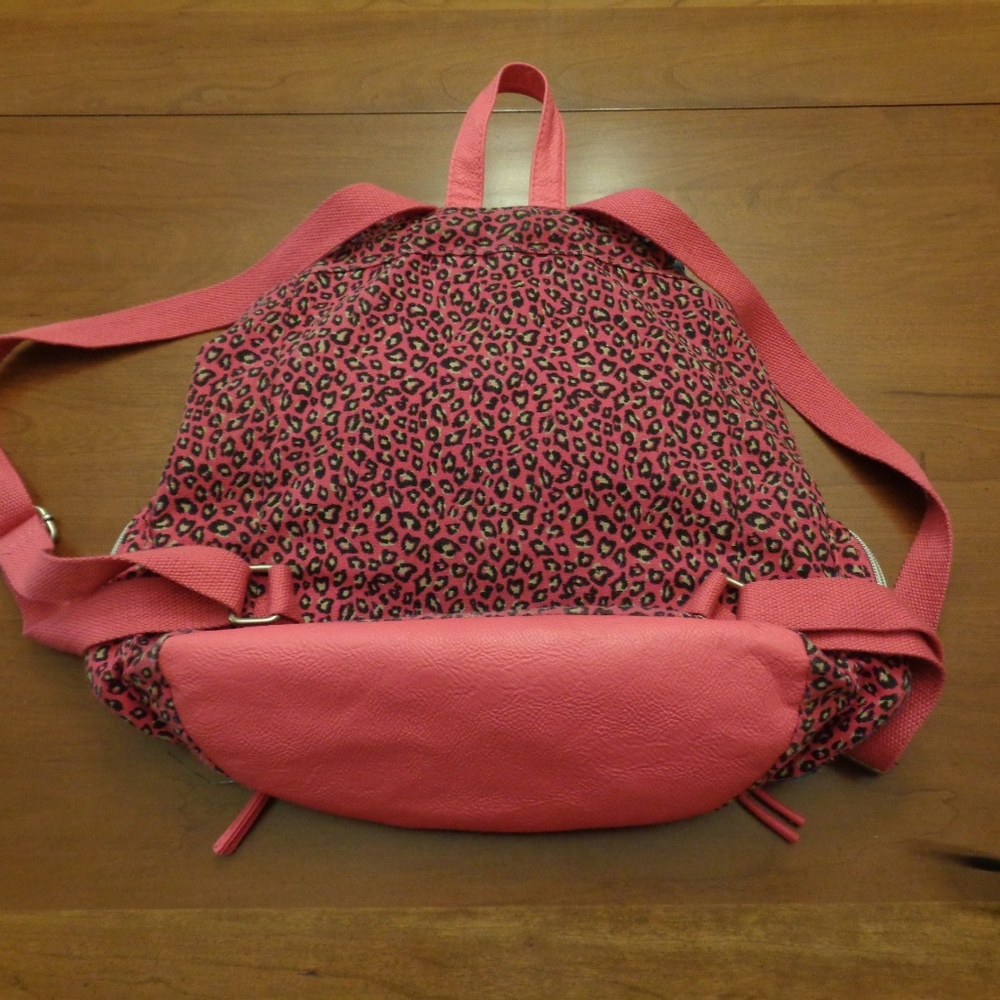 Pink Leopard Print Backpack - Picture 3 of 4
